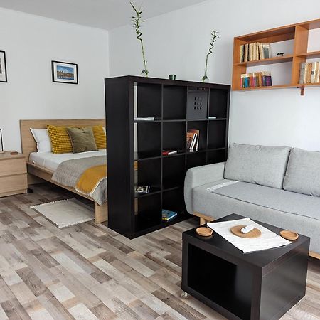 Sebastian Studio Apartment 부쿠레슈티 외부 사진
