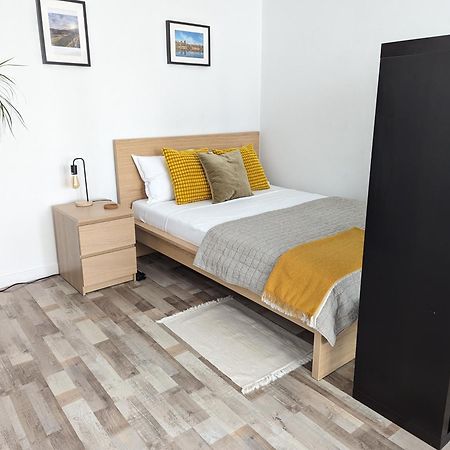 Sebastian Studio Apartment 부쿠레슈티 외부 사진