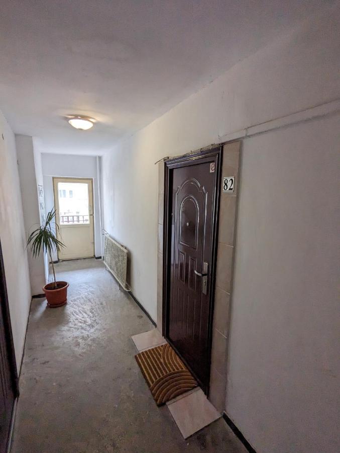 Sebastian Studio Apartment 부쿠레슈티 외부 사진