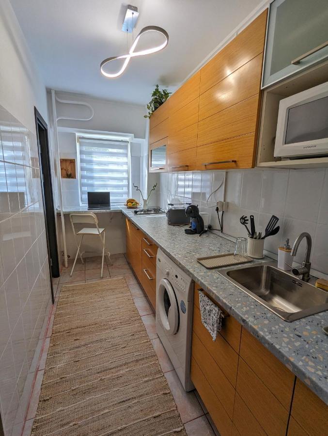 Sebastian Studio Apartment 부쿠레슈티 외부 사진