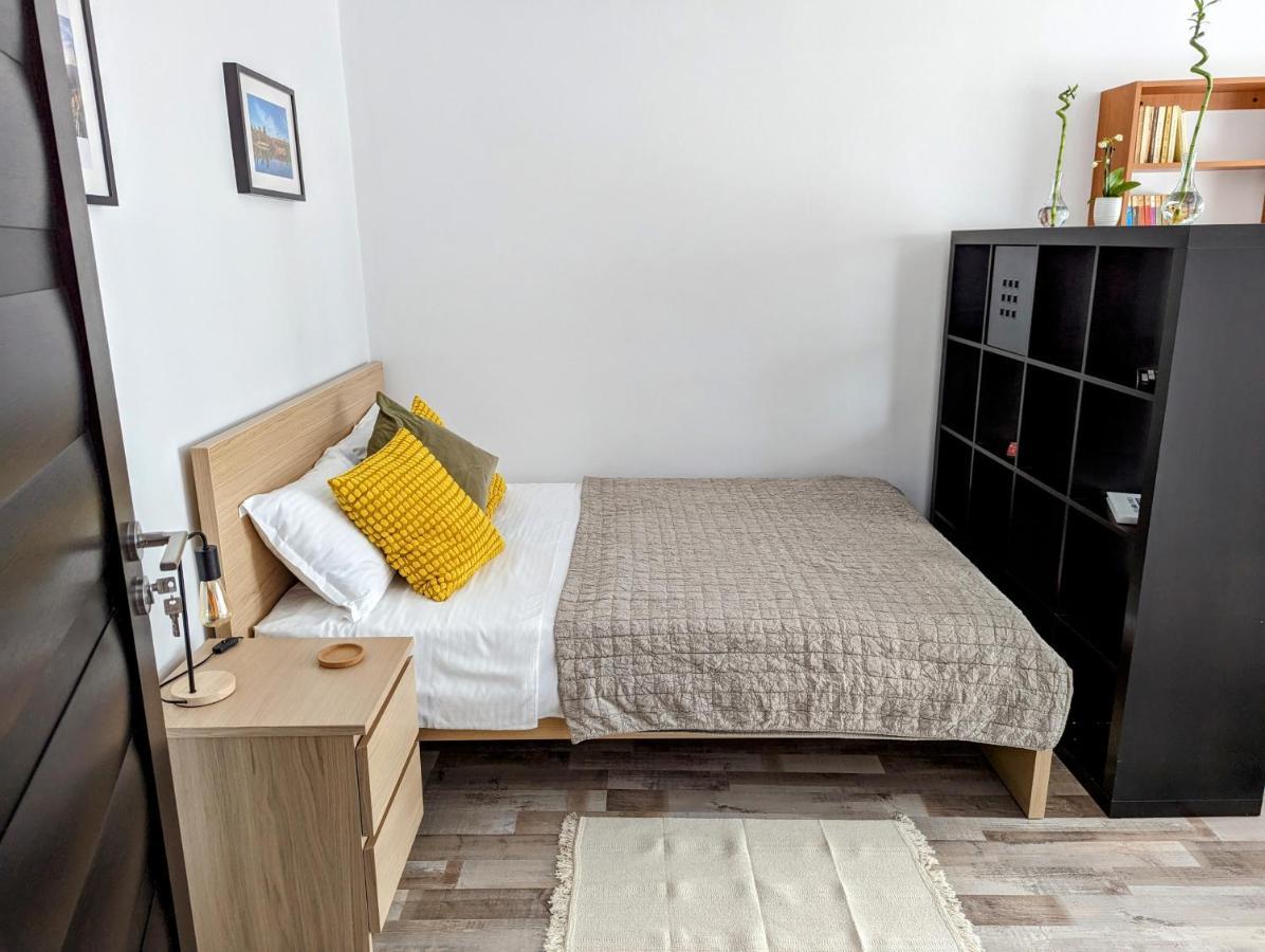 Sebastian Studio Apartment 부쿠레슈티 외부 사진