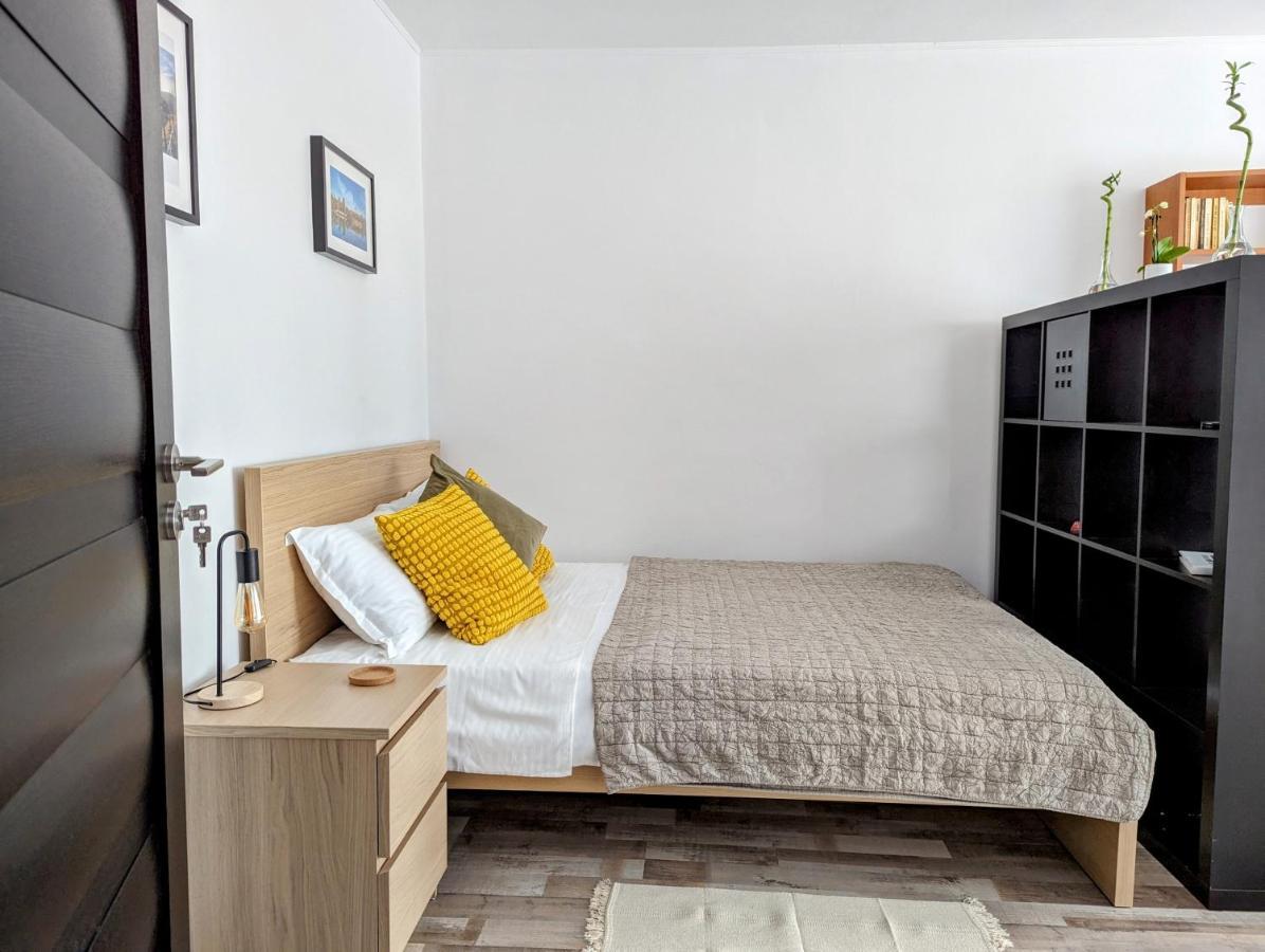 Sebastian Studio Apartment 부쿠레슈티 외부 사진