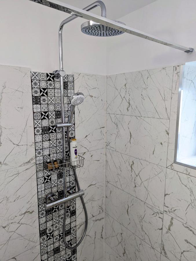 Sebastian Studio Apartment 부쿠레슈티 외부 사진