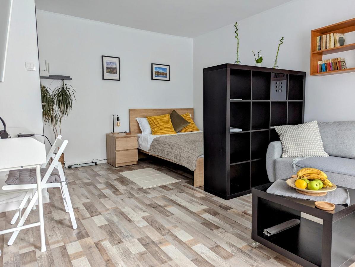 Sebastian Studio Apartment 부쿠레슈티 외부 사진